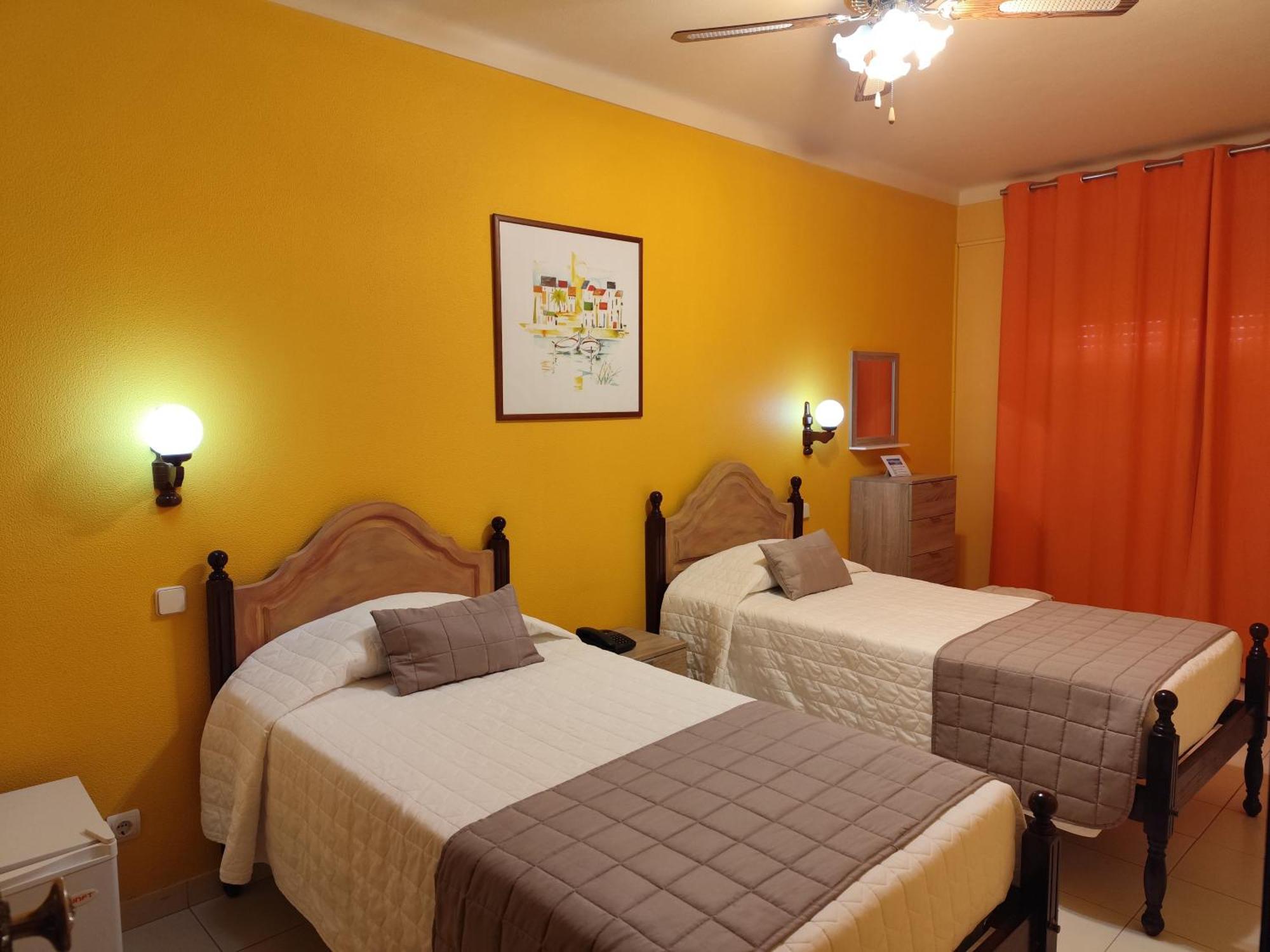 Apartamentos Turisticos Praia Grande Ferragudo  Kültér fotó