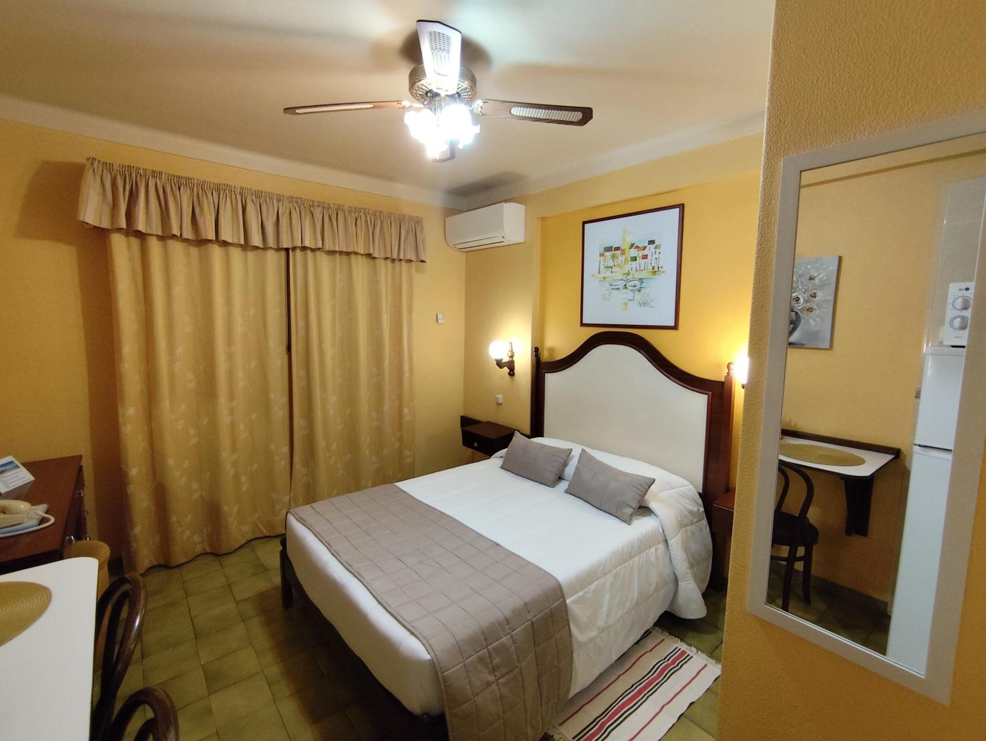 Apartamentos Turisticos Praia Grande Ferragudo  Kültér fotó