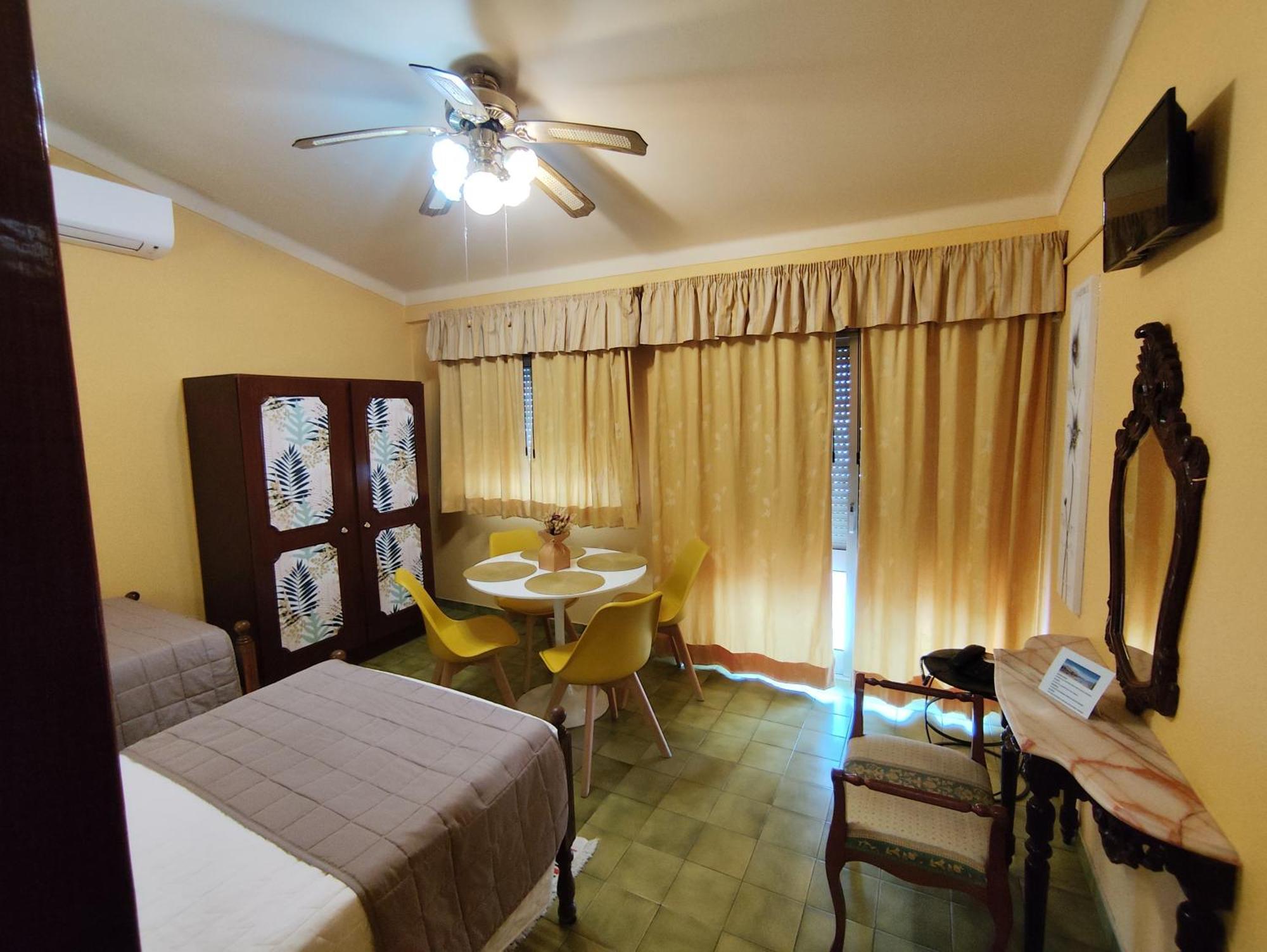 Apartamentos Turisticos Praia Grande Ferragudo  Kültér fotó