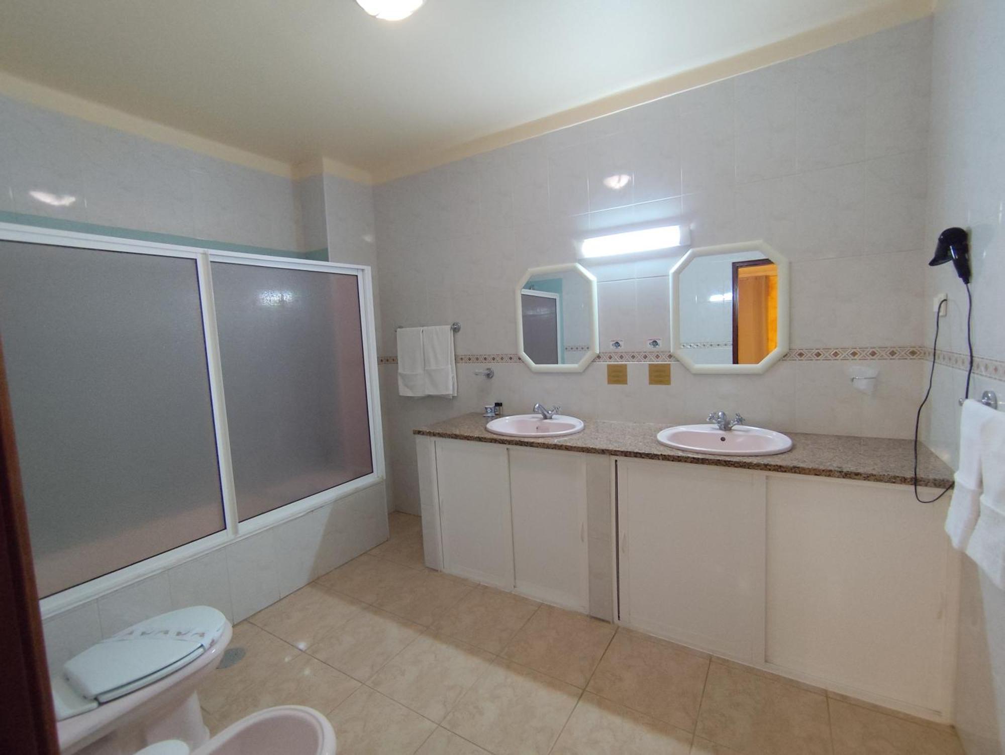 Apartamentos Turisticos Praia Grande Ferragudo  Kültér fotó